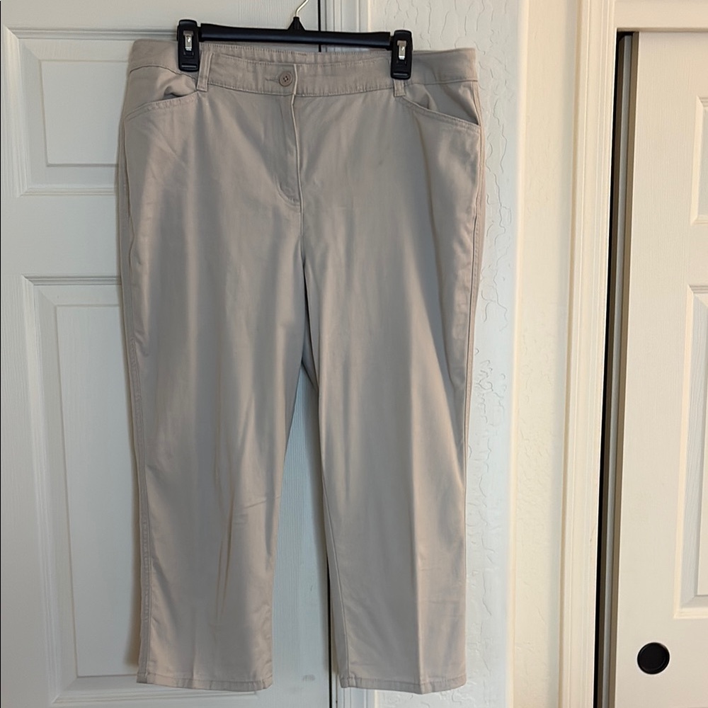 Chico’s.Cream Casual Pants. 16